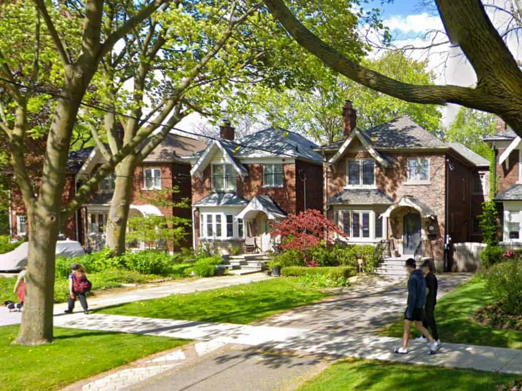 Midtown residential community core at Yonge-Eglinton